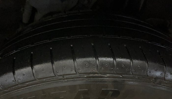 2021 Hyundai VENUE S+ 1.2, Petrol, Manual, 45,320 km, Left Rear Tyre Tread