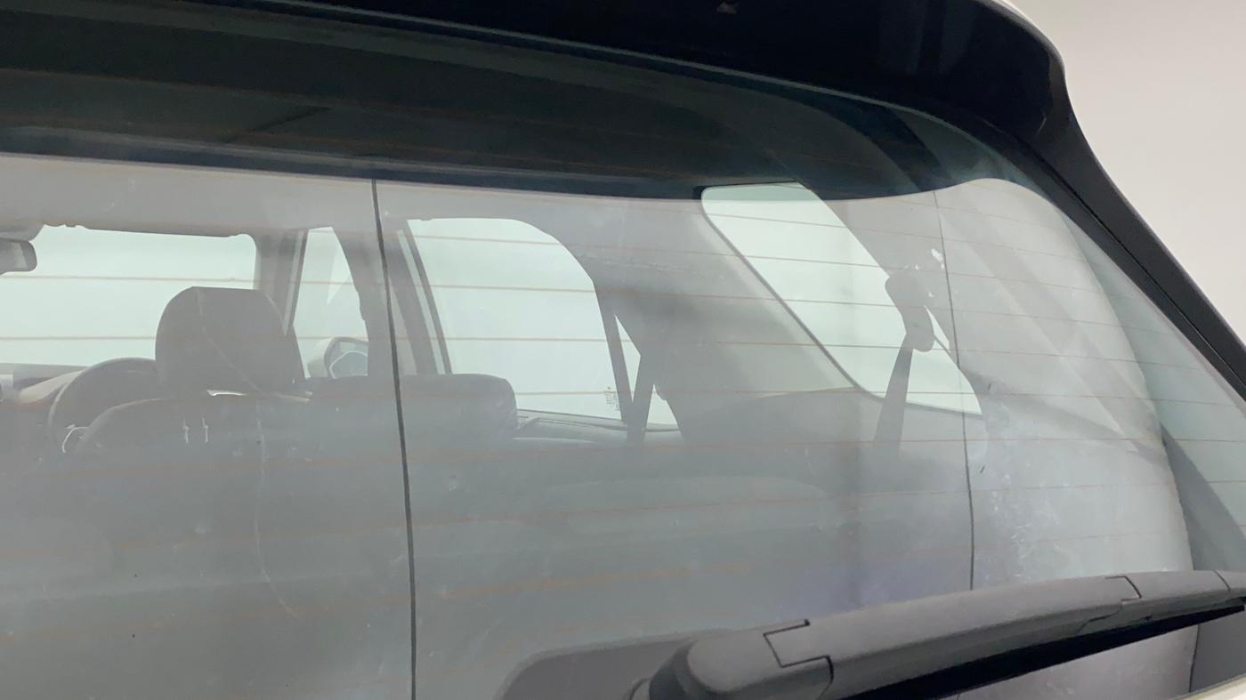 2022 Hyundai ALCAZAR PLATINUM(O) 7STR 2.0 AT, Petrol, Automatic, 31,942 km, Rear Wiper