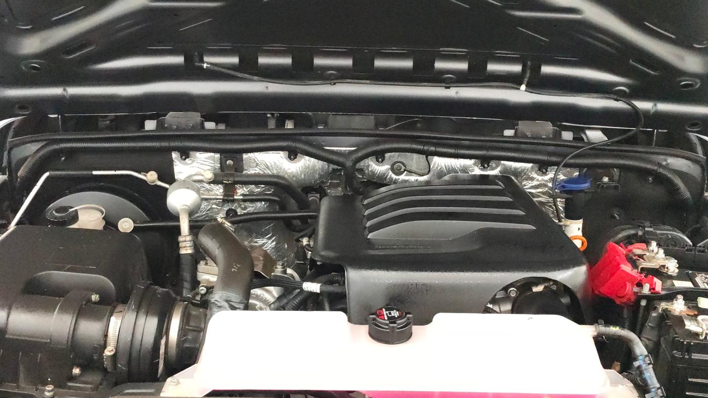 2023 Mahindra Thar LX P 2WD AT HT, Petrol, Automatic, 15,201 km, Engine View