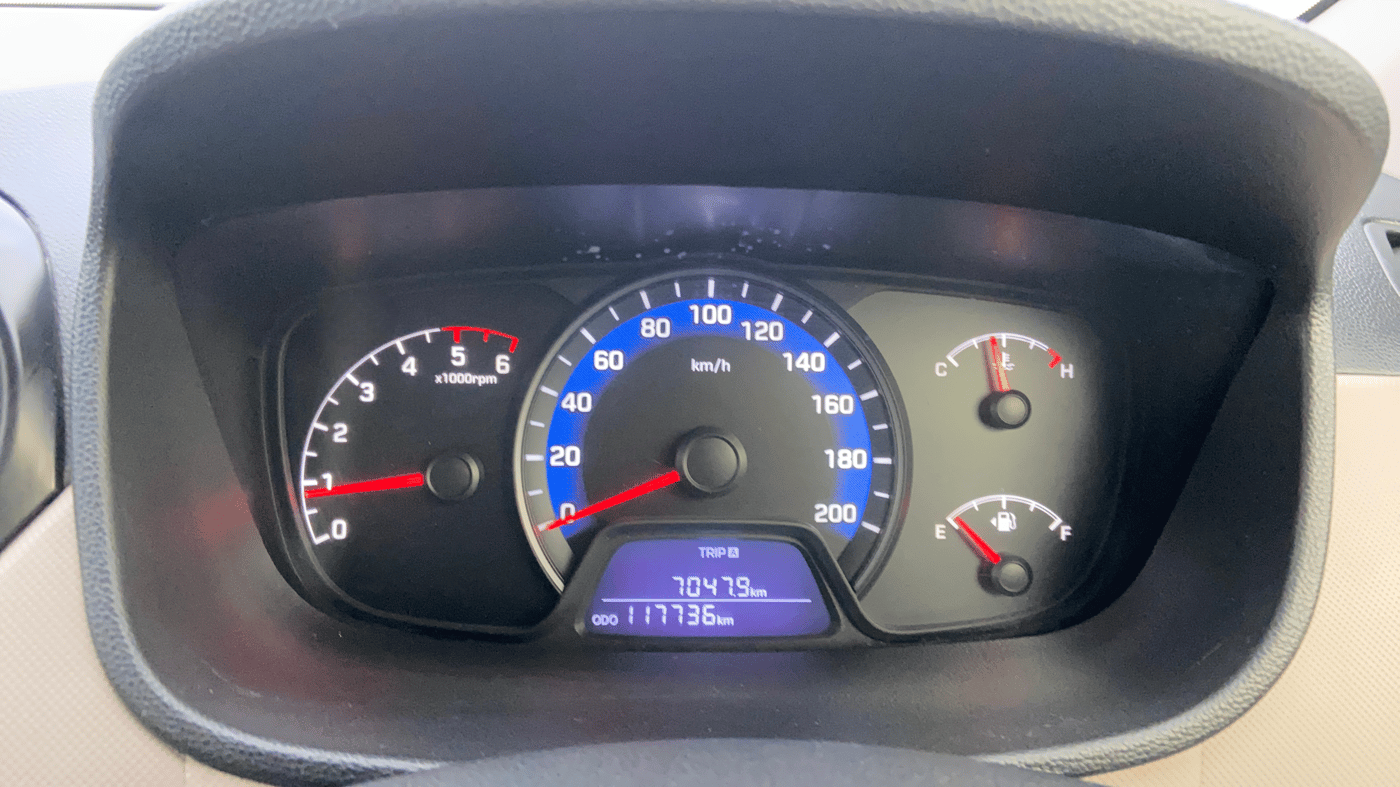 2015 Hyundai Xcent S 1.1 CRDI (O), Diesel, Manual, 1,17,780 km, Odometer Image