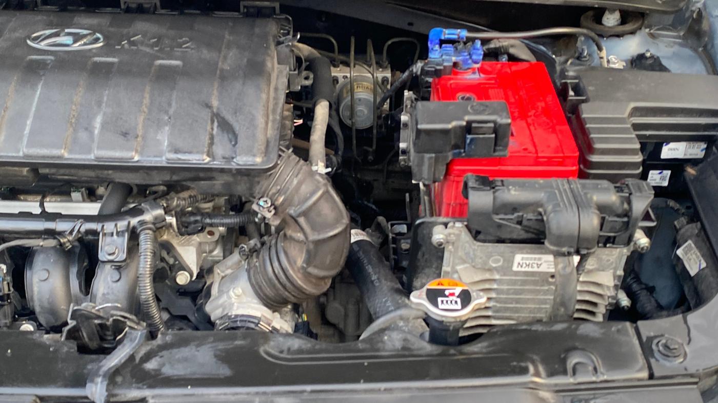 2021 Hyundai GRAND I10 NIOS SPORTZ AMT 1.2 KAPPA VTVT, Petrol, Automatic, 25,980 km, Engine View - Left