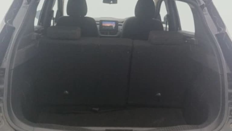 2022 Renault Kiger RXZ AMT, Petrol, Automatic, 89,107 km, Boot Inside