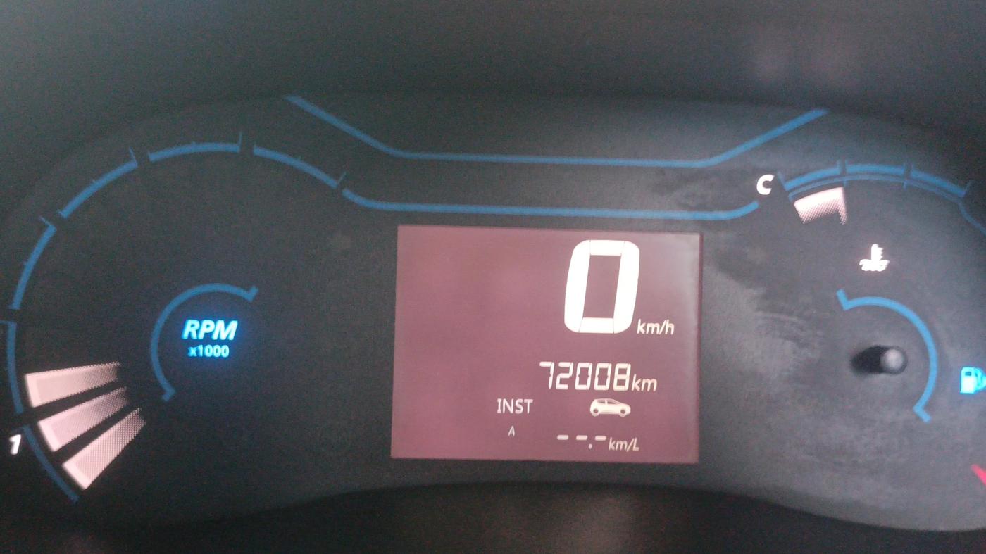 2020 Renault Kwid RXT 1.0 (O), Petrol, Manual, 72,008 km, Odometer Image