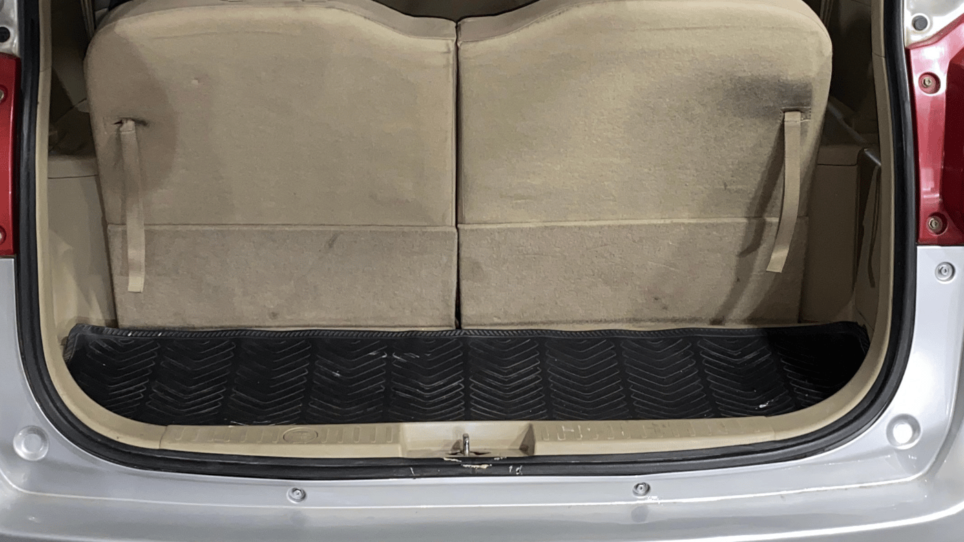 2016 Maruti Ertiga VXI, Petrol, Manual, 86,198 km, Boot Inside