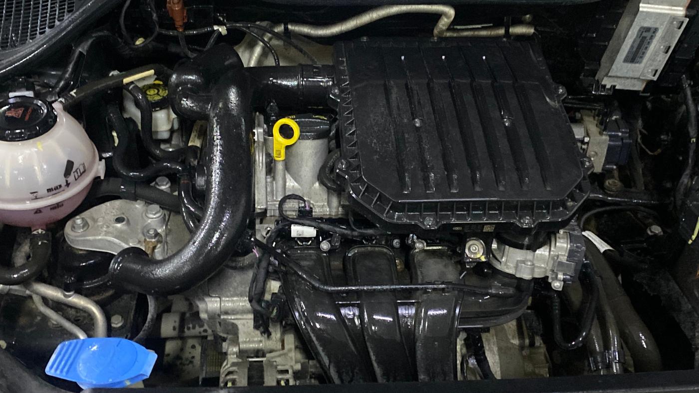 2021 Volkswagen Polo TRENDLINE 1.0L, Petrol, Manual, 26,292 km, Engine View - Right
