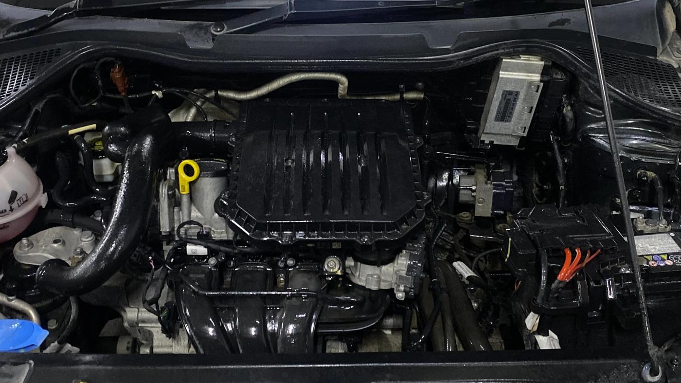 2021 Volkswagen Polo TRENDLINE 1.0L, Petrol, Manual, 26,292 km, Engine View
