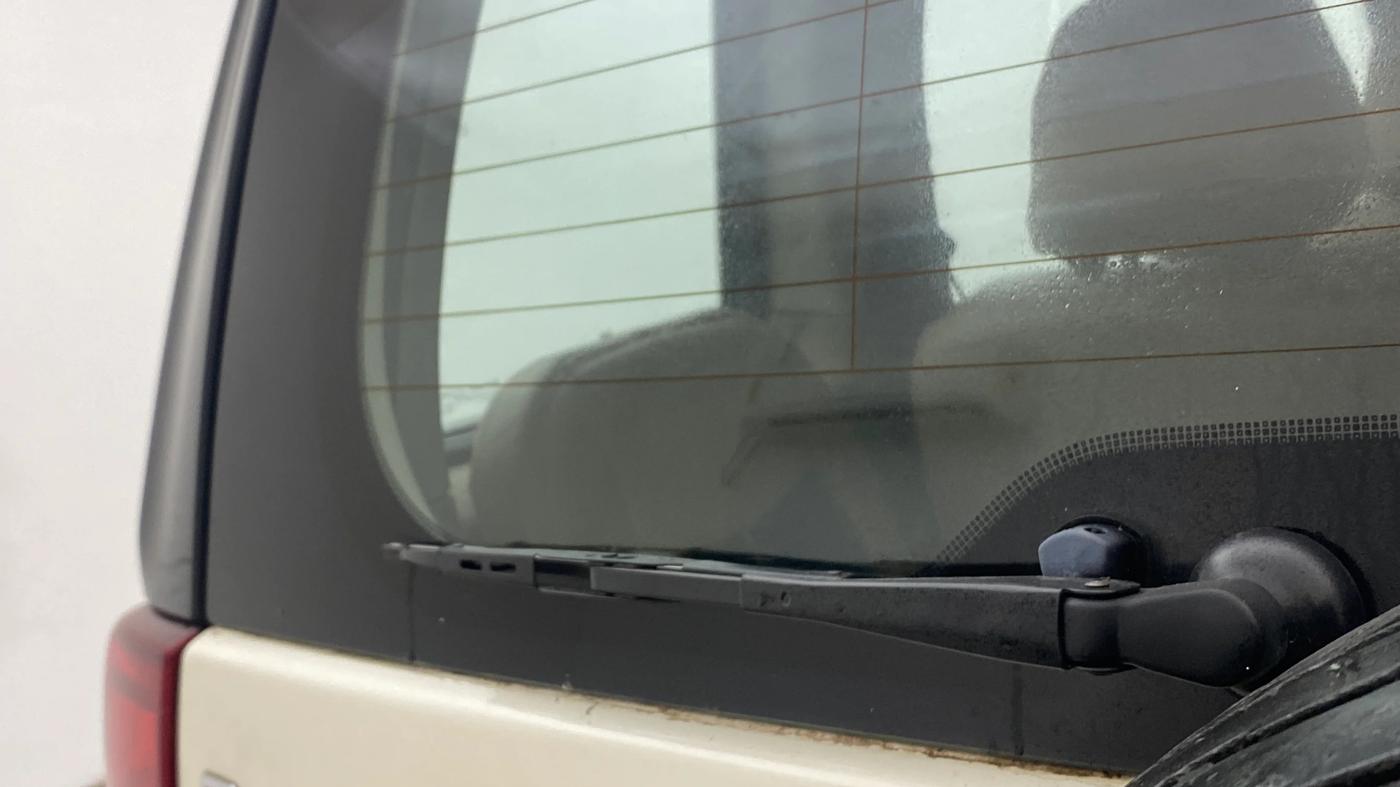 2017 Mahindra TUV300 T8, Diesel, Manual, 71,150 km, Rear Wiper
