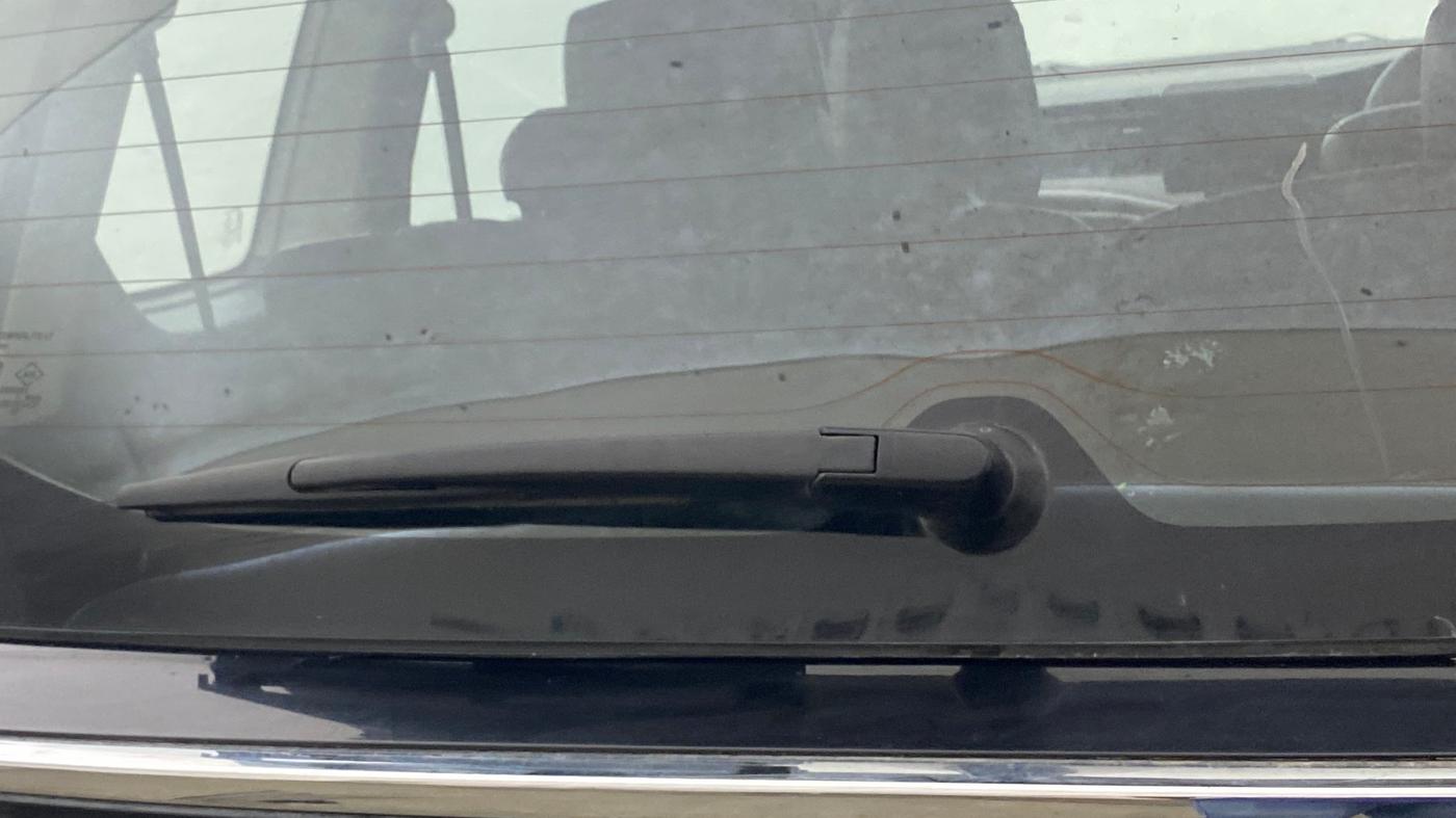 2023 Maruti XL6 ZETA MT, Petrol, Manual, 72,436 km, Rear Wiper