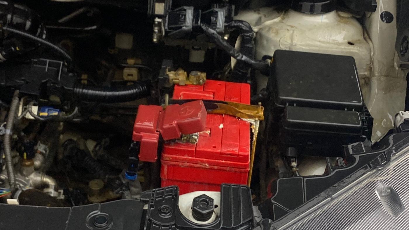2023 Maruti XL6 ZETA MT, Petrol, Manual, 72,436 km, Engine View - Left