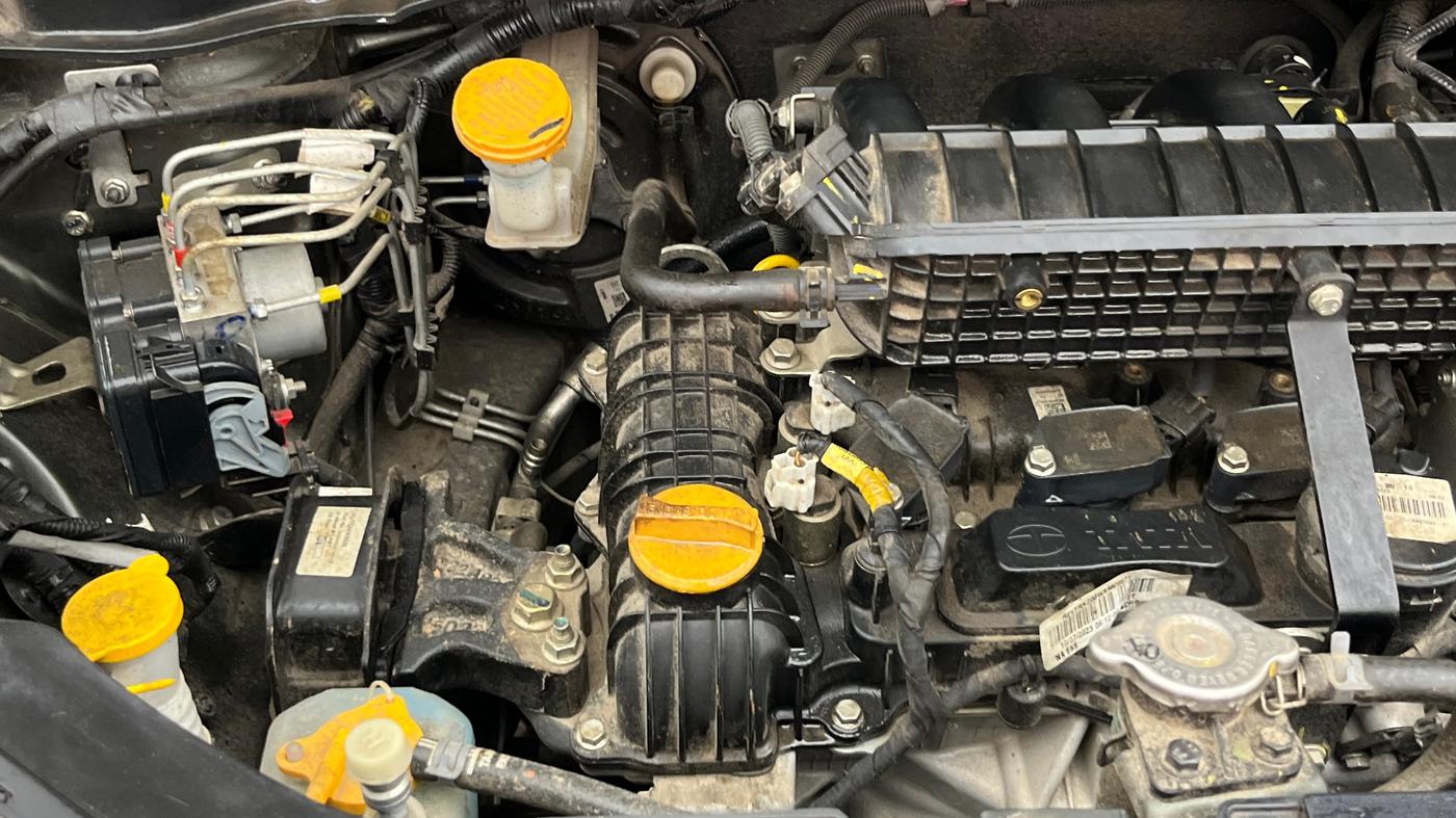 2023 Tata PUNCH  ACCOMPLISHED AMT CAMO EDITION, Petrol, Automatic, 32,159 km, Engine View - Right