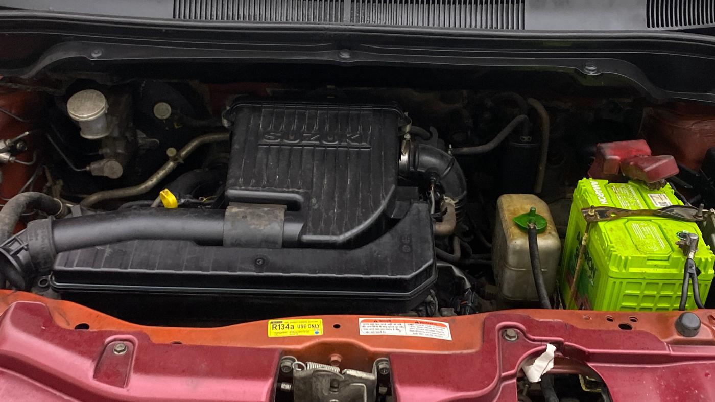 2015 Maruti Ritz VXI, Petrol, Manual, 1,00,554 km, Engine View