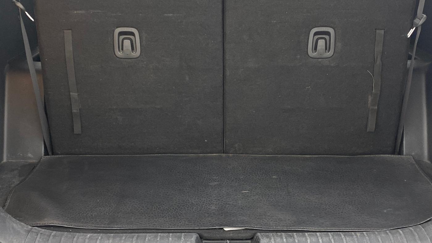 2022 KIA CARENS LUXURY PLUS 1.5 DIESEL 6 STR, Diesel, Manual, 88,773 km, Boot Inside