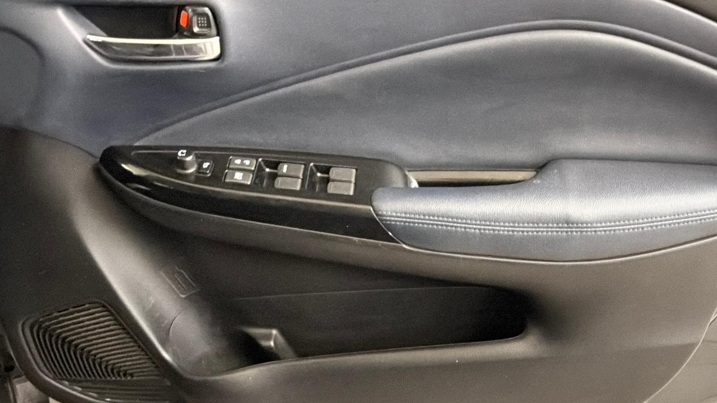 2024 Maruti Baleno ALPHA 1.2 AGS, Petrol, Automatic, 21,948 km, Driver Side Door Panels Control