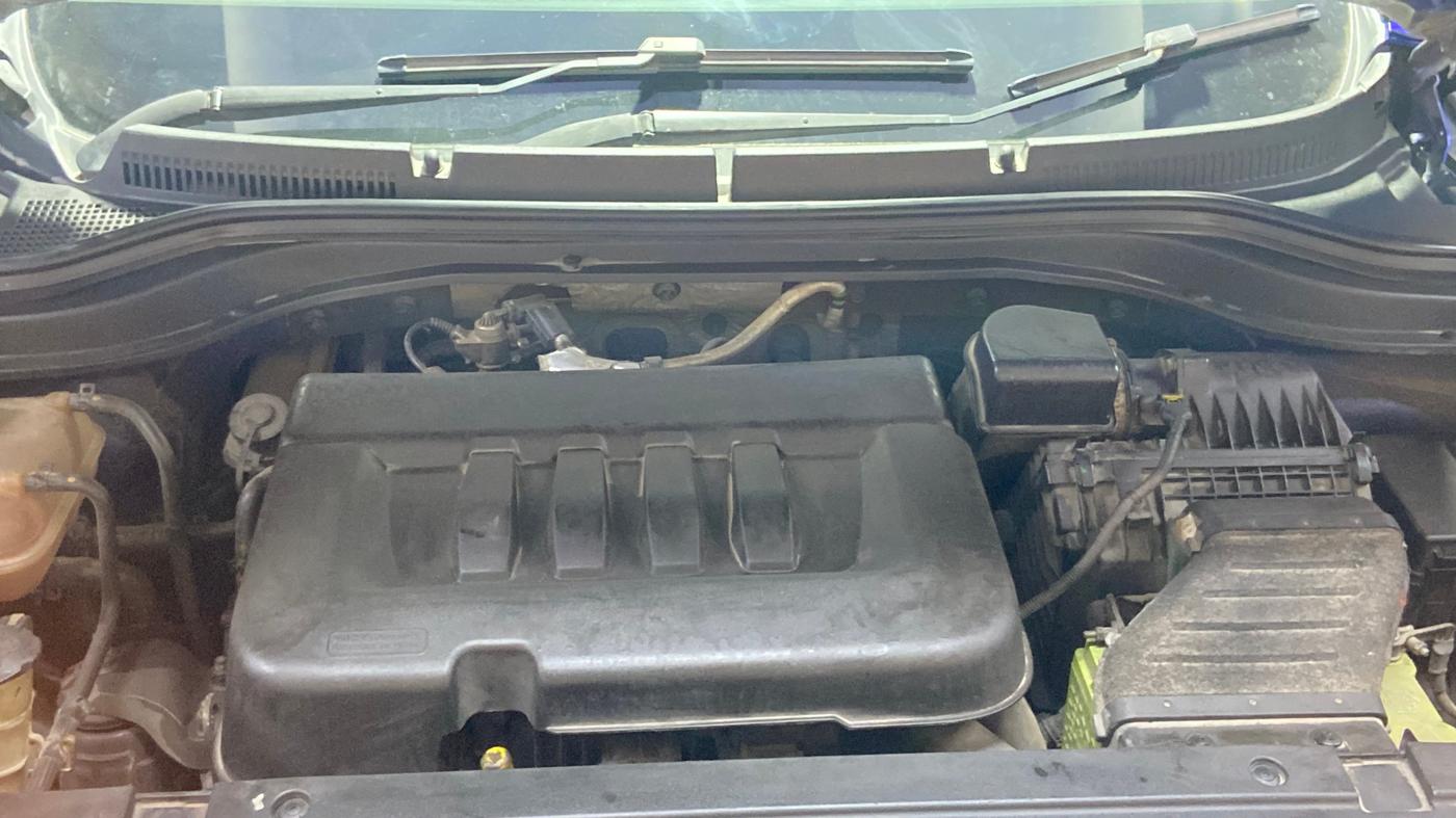 2021 Mahindra XUV700 AX 7 LUXURY D AT 7 STR, Diesel, Automatic, 75,523 km, Engine View