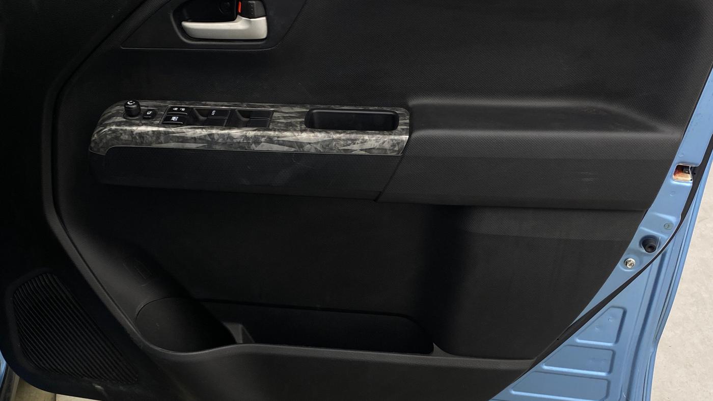 2021 Maruti New Wagon-R ZXI 1.2 AMT, Petrol, Automatic, 20,448 km, Driver Side Door Panels Control