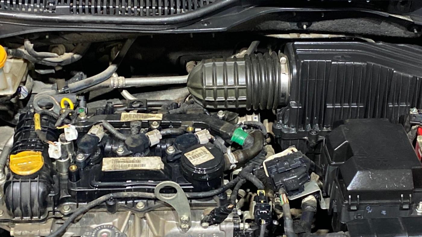 2021 Tata ALTROZ XZ PETROL, Petrol, Manual, 25,339 km, Engine View