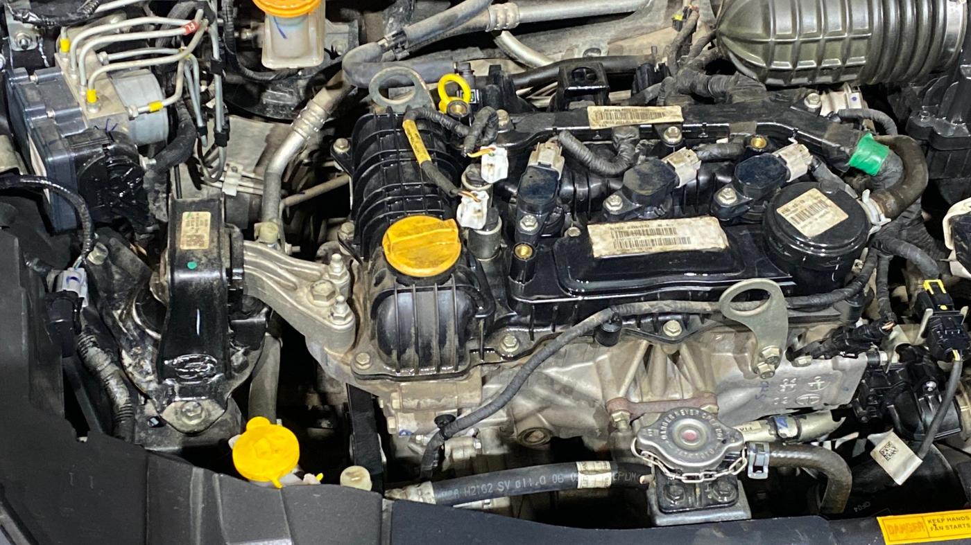 2021 Tata ALTROZ XZ PETROL, Petrol, Manual, 25,339 km, Engine View - Right
