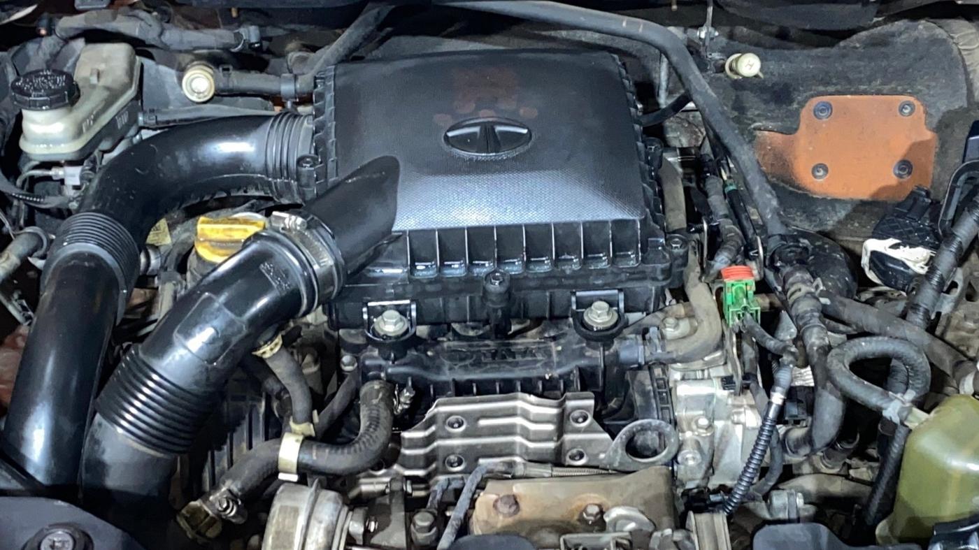 2019 Tata NEXON XZ PLUS PETROL DUAL TONE, Petrol, Manual, 60,351 km, Engine View