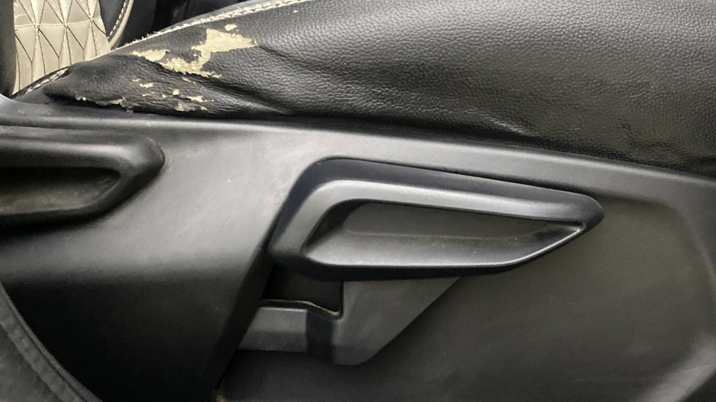 2022 Tata TIGOR XZ PLUS CNG, CNG, Manual, 53,573 km, Driver Side Adjustment Panel