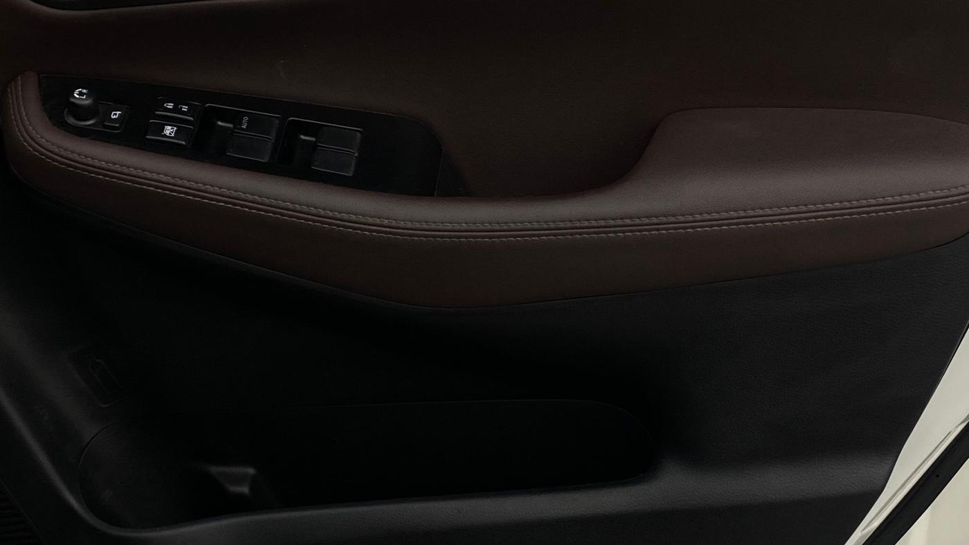 2023 Maruti Grand Vitara ZETA SMART HYBRID, Petrol, Manual, 75,851 km, Driver Side Door Panels Control