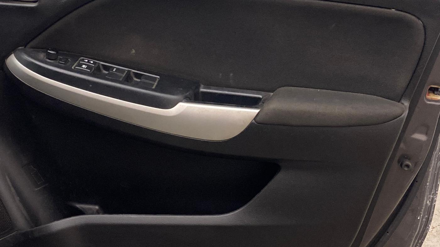 2018 Maruti Baleno ALPHA PETROL 1.2, Petrol, Manual, 70,402 km, Driver Side Door Panels Control