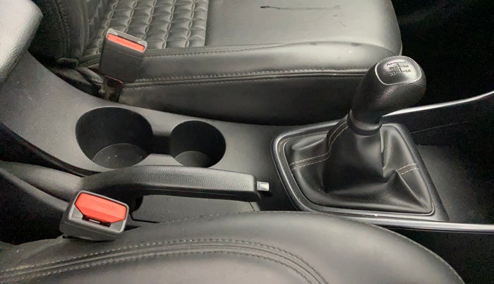 2023 Hyundai NEW I20 MAGNA 1.2 MT, Petrol, Manual, 29,339 km, Gear Lever