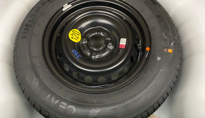 2023 Hyundai NEW I20 MAGNA 1.2 MT, Petrol, Manual, 29,339 km, Spare Tyre