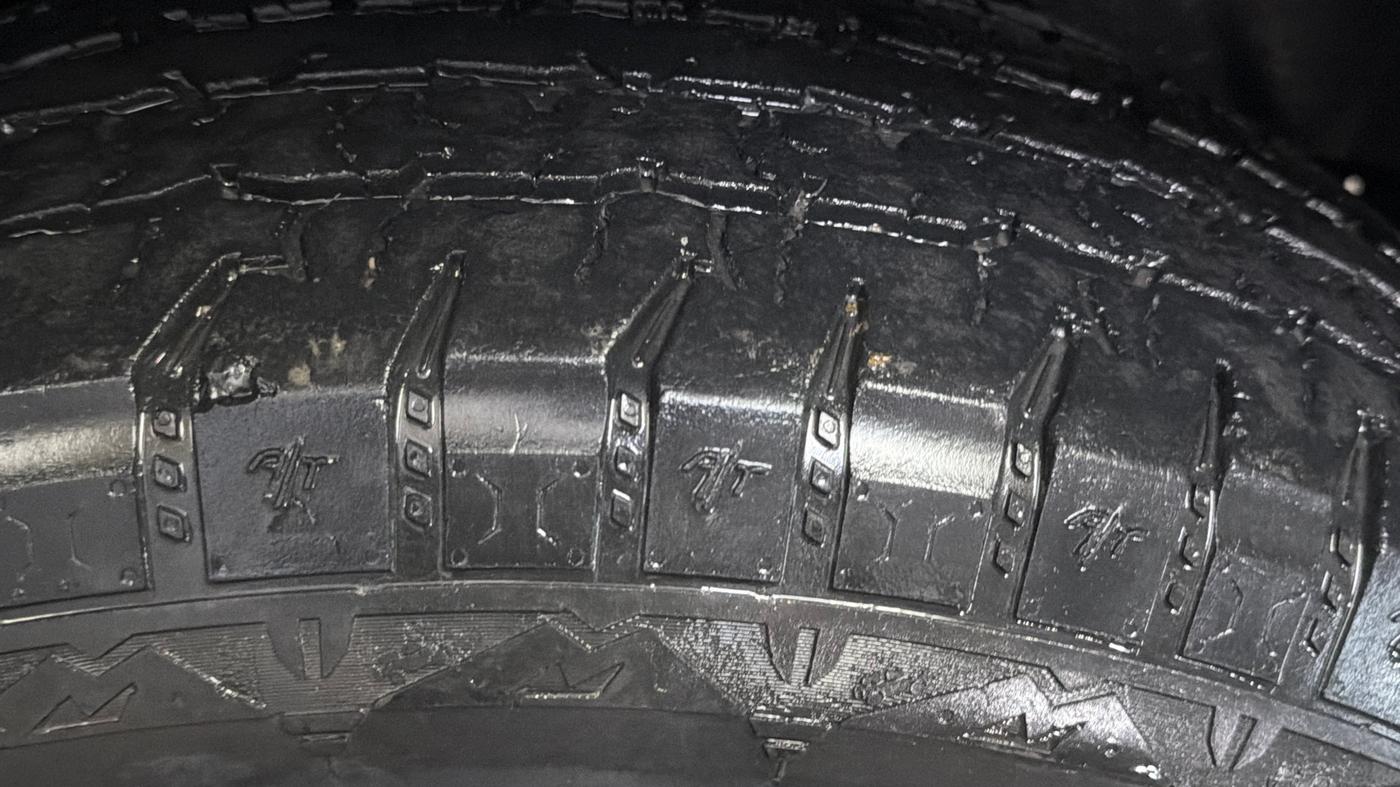 2021 Mahindra Thar LX PETROL HT 4WD AT, Petrol, Automatic, 52,617 km, Left Rear Tyre Tread