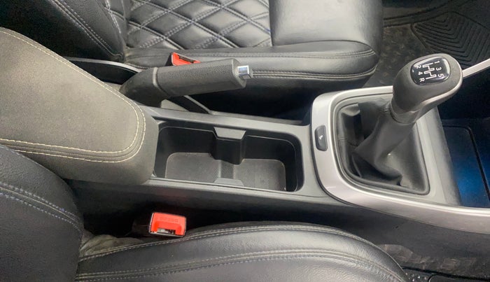 2022 Tata ALTROZ XZ PETROL, Petrol, Manual, 37,724 km, Gear Lever