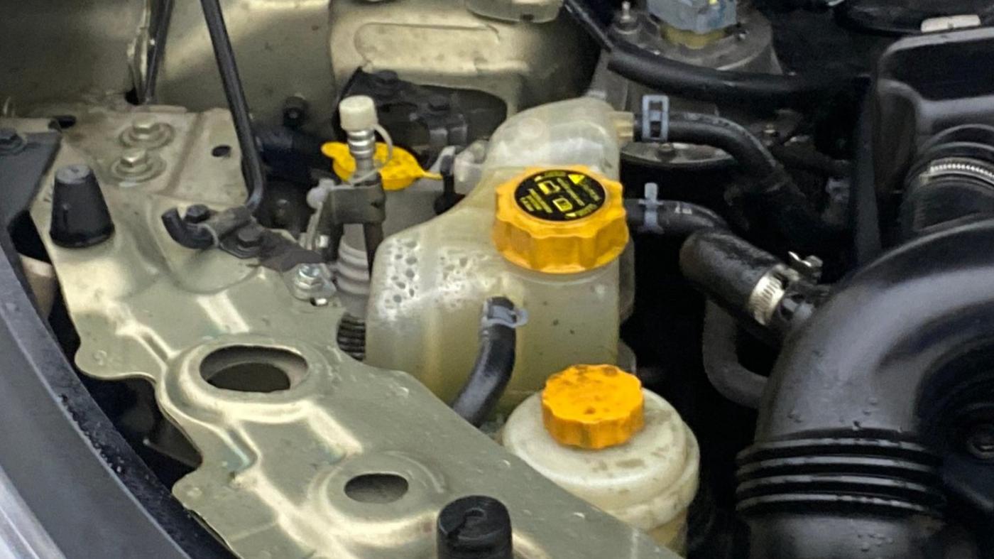 2022 Tata Safari XZ PLUS 6S KAZIRANGA, Diesel, Manual, 97,985 km, Engine View - Right