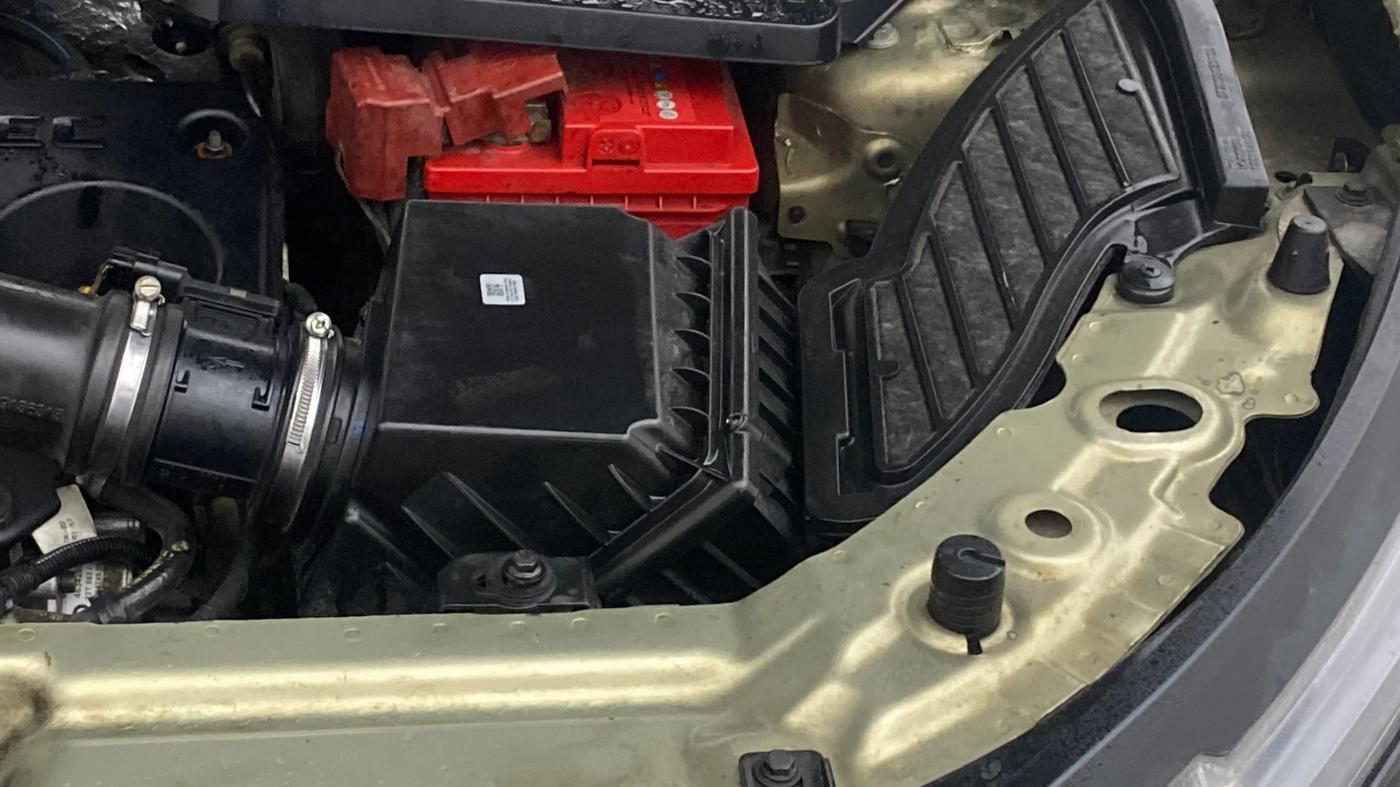 2022 Tata Safari XZ PLUS 6S KAZIRANGA, Diesel, Manual, 97,985 km, Engine View - Left