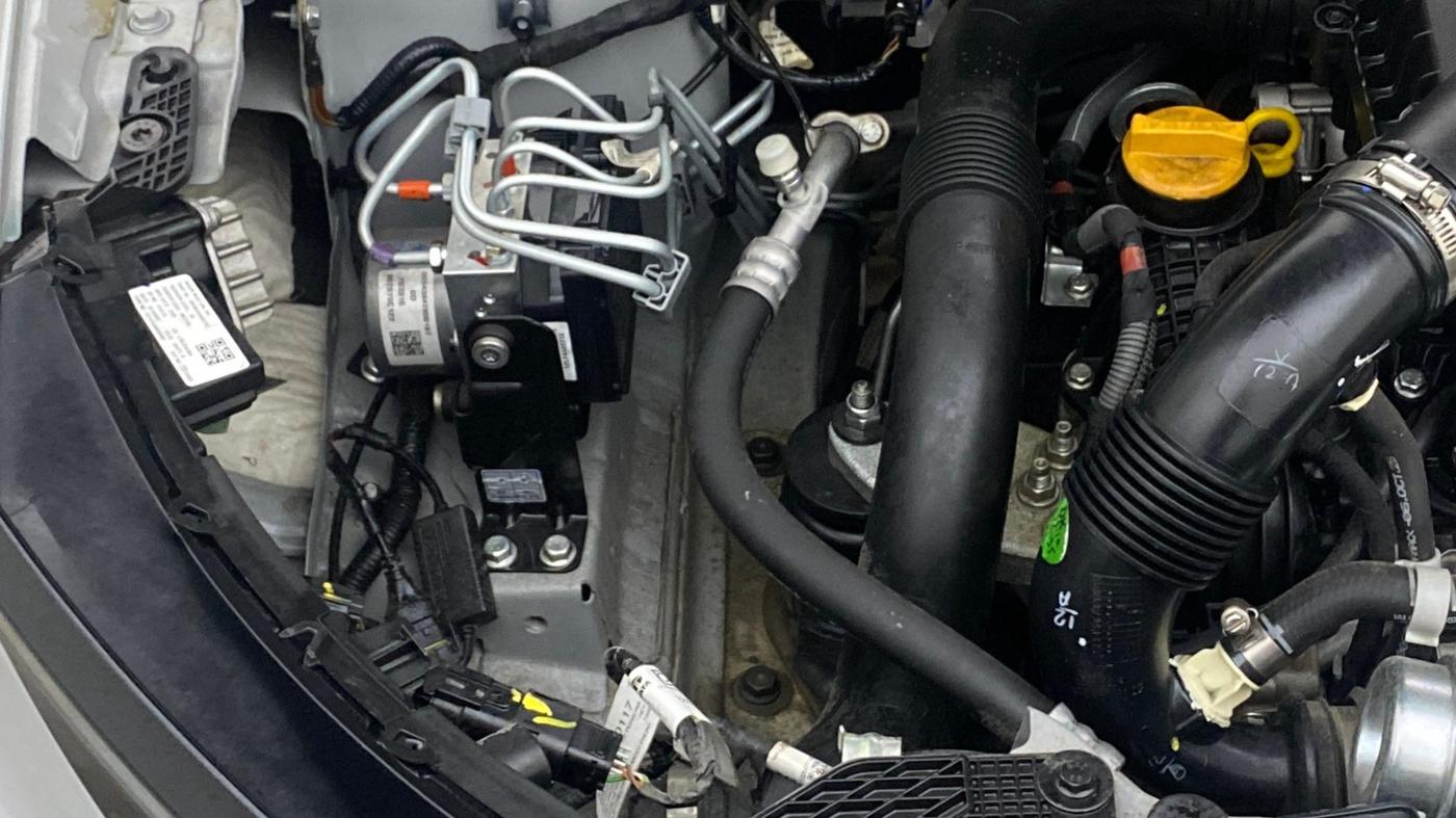 2025 Tata NEXON CREATIVE PLUS 1.2 REVOTRON 6 AMT, Petrol, Automatic, 6,035 km, Engine View - Right