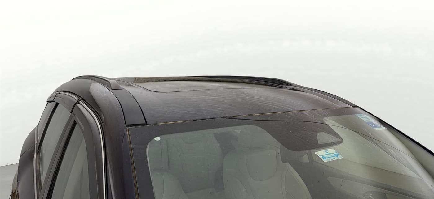 2025 Mahindra XUV700 AX 7 P AT 7 STR, Petrol, Automatic, 10,922 km, Moonroof/ Sunroof