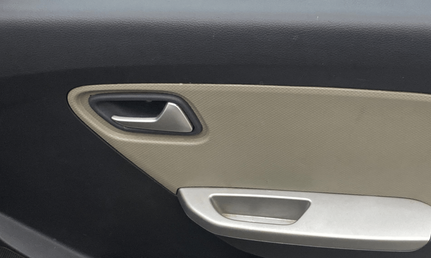 2017 Maruti Alto K10 VXI, Petrol, Manual, 58,157 km, Driver Side Door Panels Control