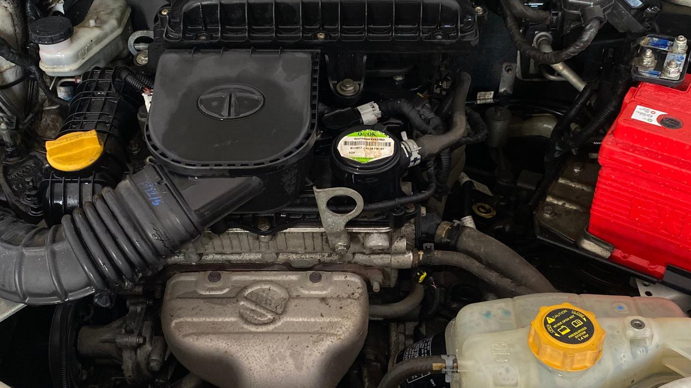 2017 Tata Tiago XZ PETROL, Petrol, Manual, 30,574 km, Engine View
