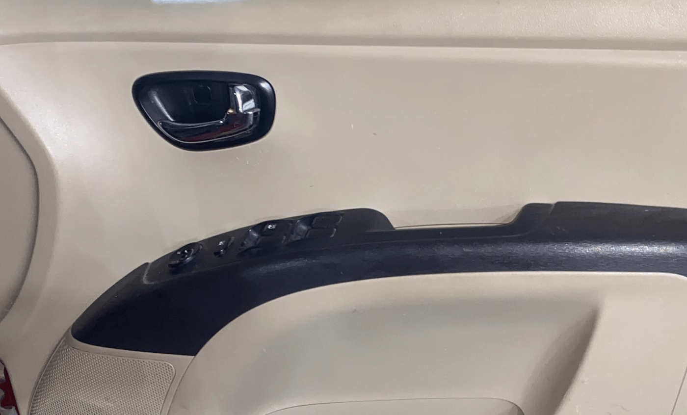 2013 Hyundai i10 SPORTZ 1.2 AT, Petrol, Automatic, 29,495 km, Driver Side Door Panels Control