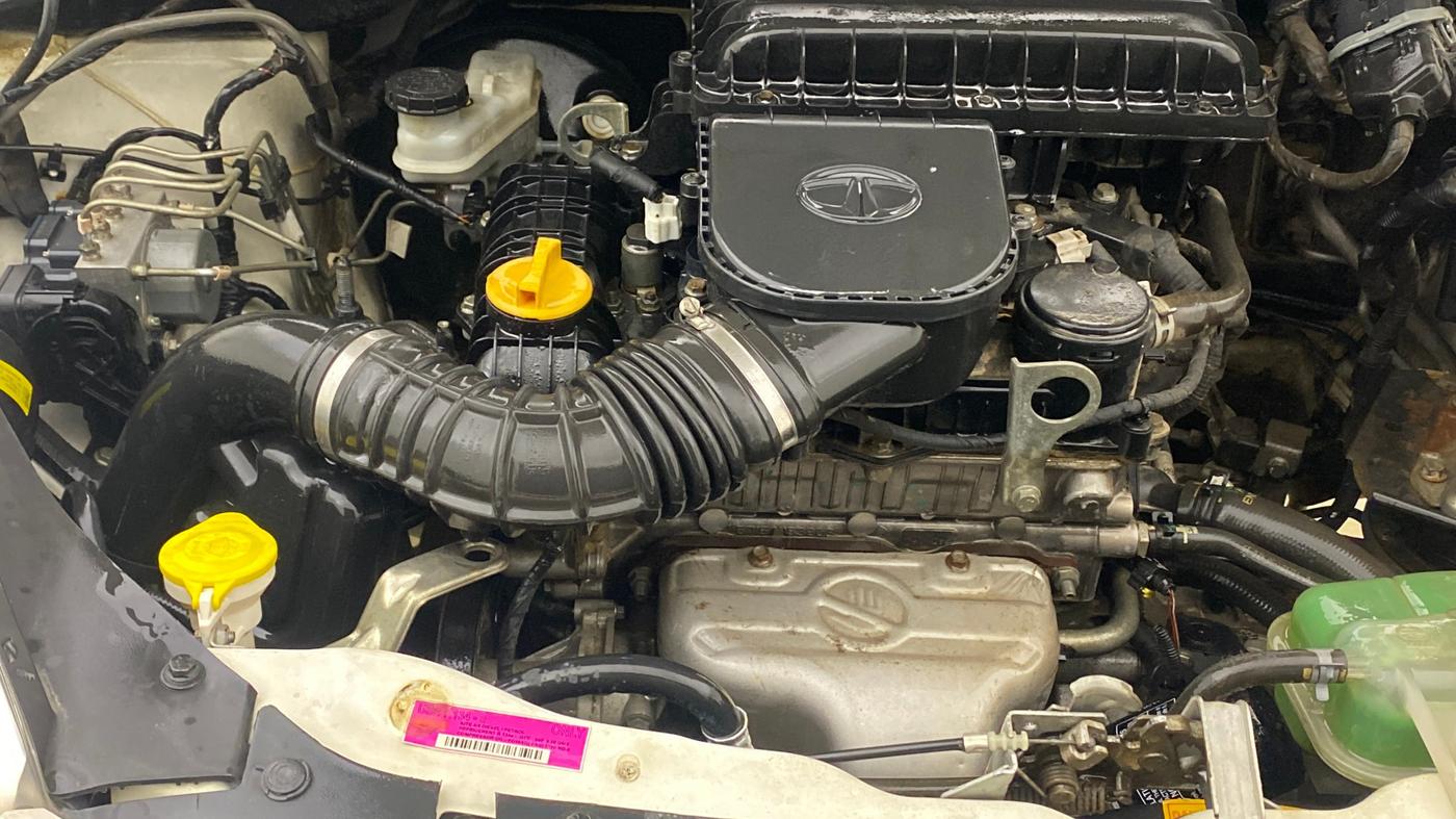 2019 Tata Tiago XZ PETROL, Petrol, Manual, 95,629 km, Engine View - Right