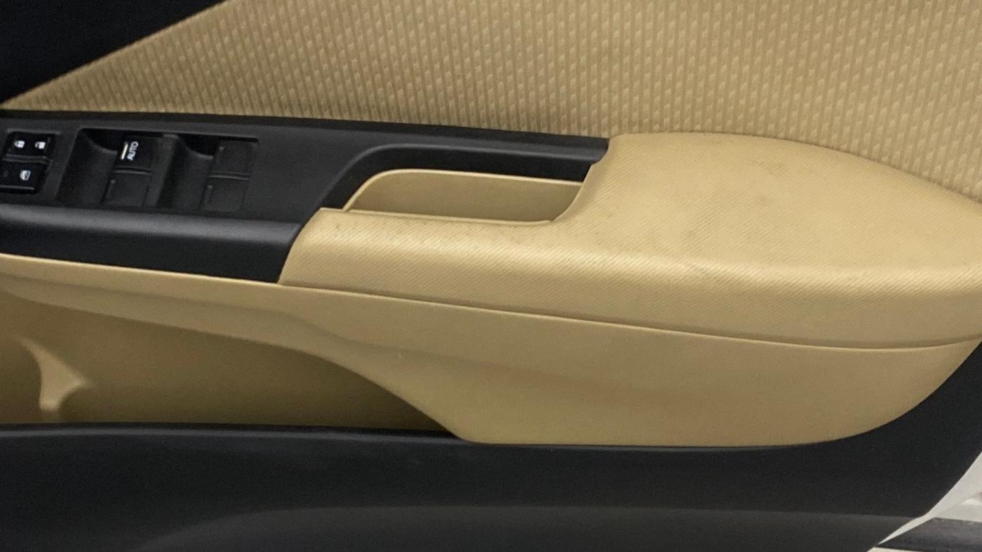 2019 Honda City 1.5L I-VTEC V MT, Petrol, Manual, 52,877 km, Driver Side Door Panels Control