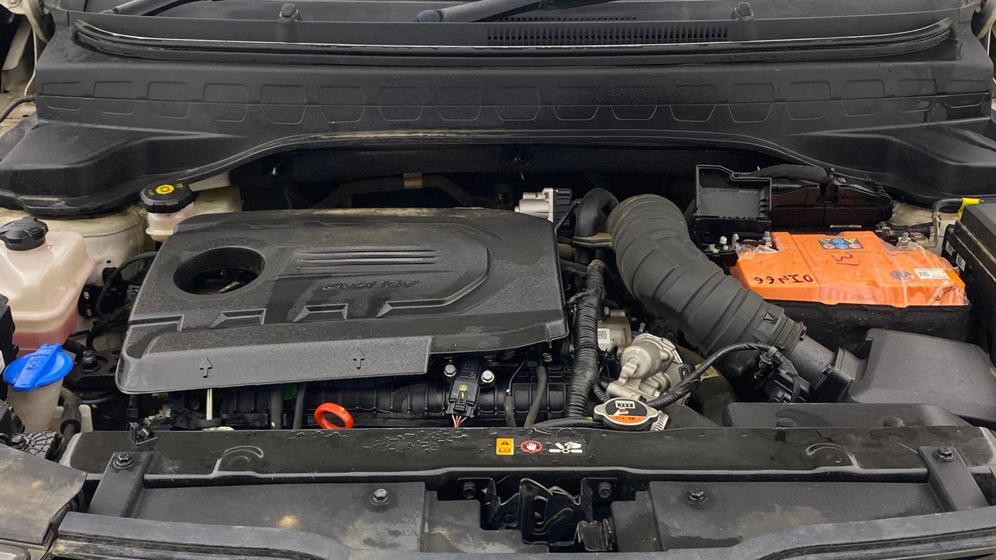 2024 KIA SONET HTX 1.5 DIESEL IMT, Diesel, Manual, 1,09,998 km, Engine View