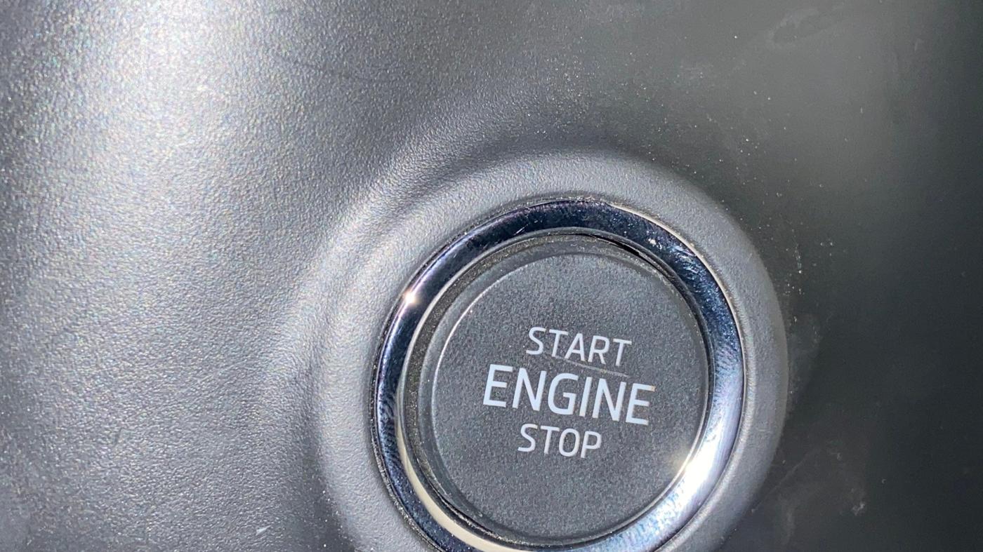 2024 Skoda SLAVIA Style Matte 1.0 TSI AT, Petrol, Automatic, 30,021 km, Keyless Start/ Stop Button