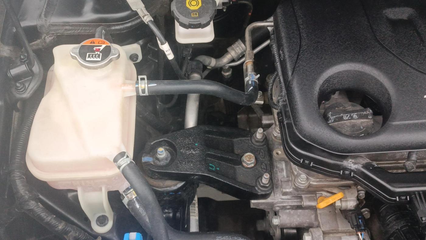 2024 Hyundai VENUE S (O) 1.0 Turbo Petrol DCT, Petrol, Automatic, 21,289 km, Engine View - Right