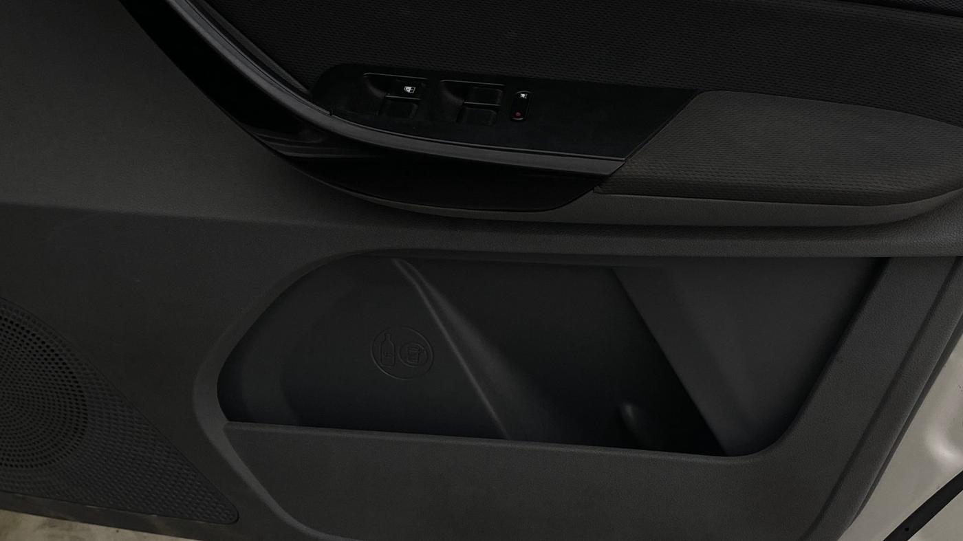 2018 Tata TIGOR XZ (O) PETROL, Petrol, Manual, 1,28,278 km, Driver Side Door Panels Control
