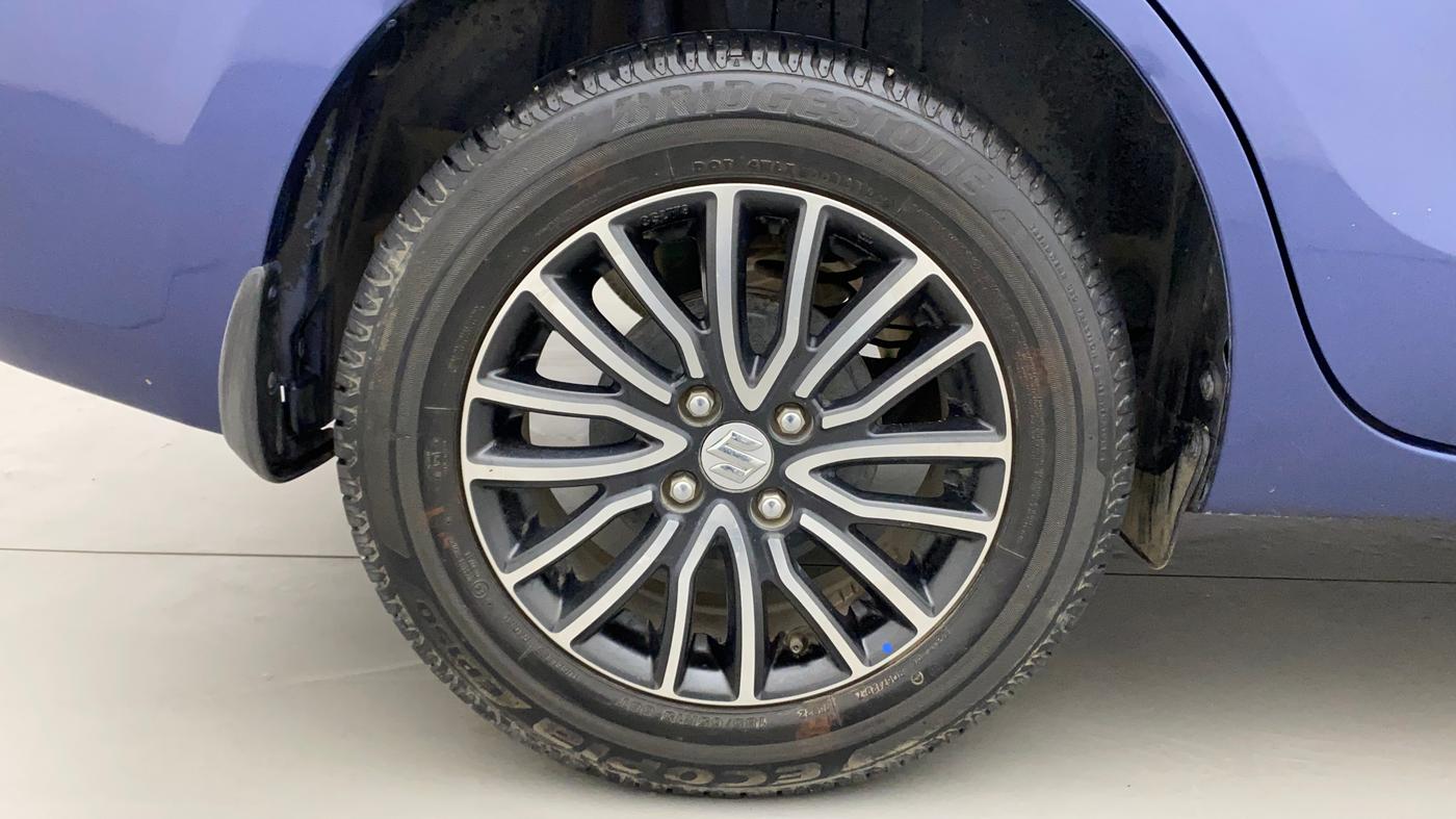 2020 Maruti Dzire ZXI Plus, Petrol, Manual, 40,077 km, Right Rear Wheel