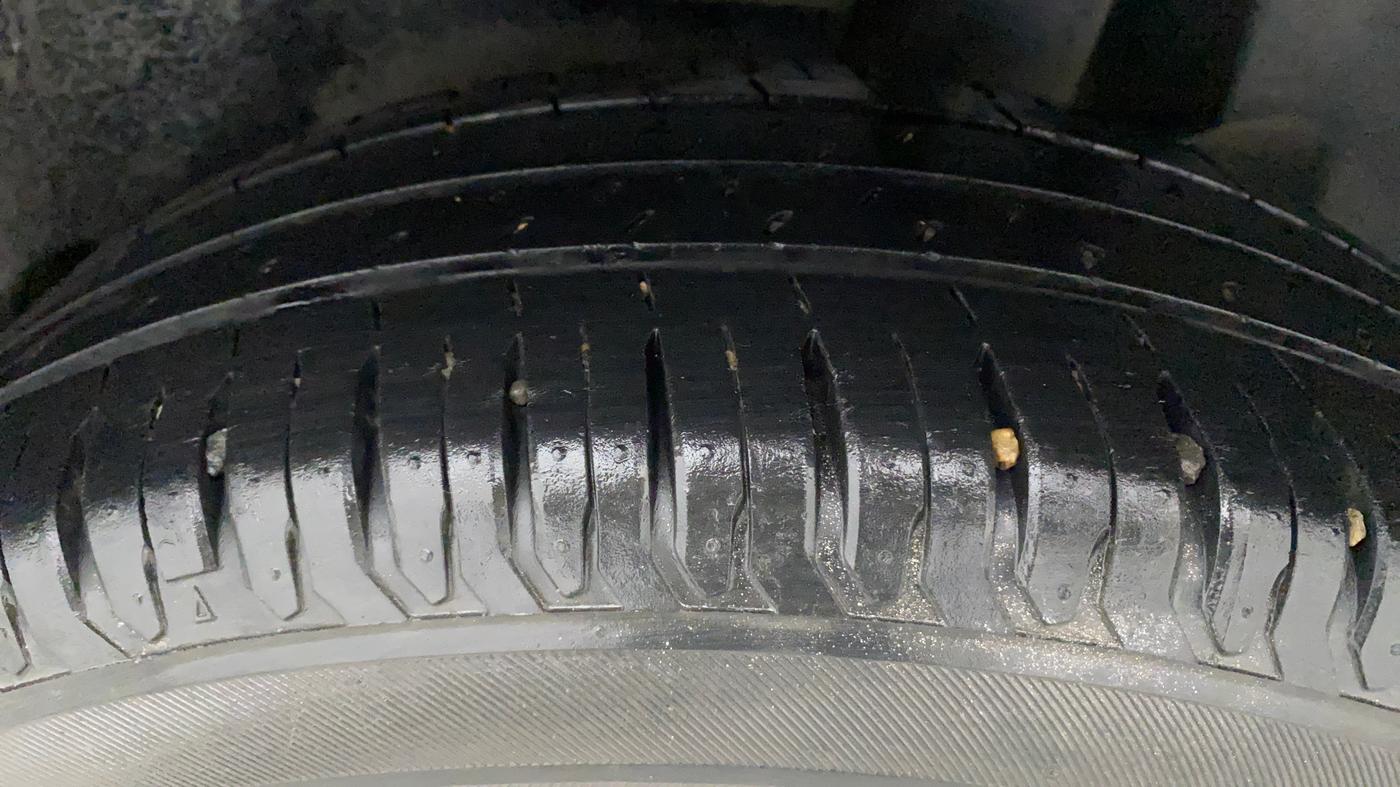 2020 Maruti Dzire ZXI Plus, Petrol, Manual, 40,077 km, Left Rear Tyre Tread