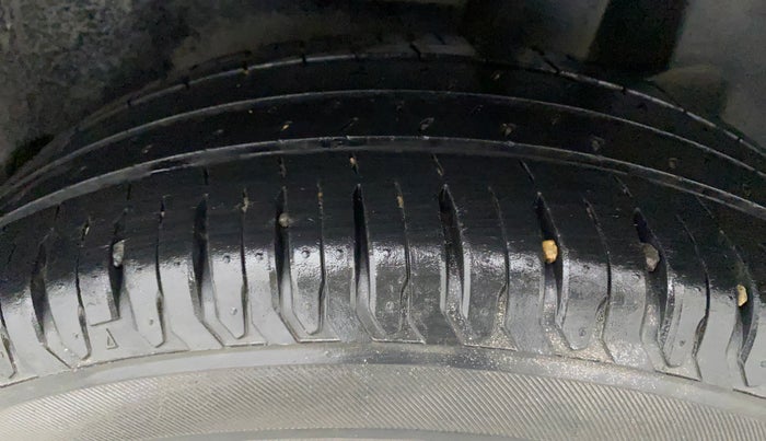 2020 Maruti Dzire ZXI Plus, Petrol, Manual, 40,077 km, Left Rear Tyre Tread