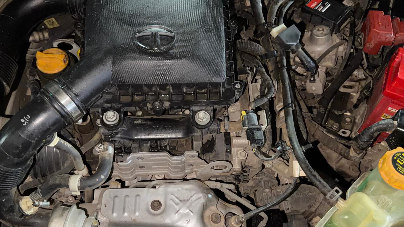 2023 Tata NEXON XZ PLUS LUXURY SUNROOF PETROL, CNG, Manual, 35,631 km, Engine View