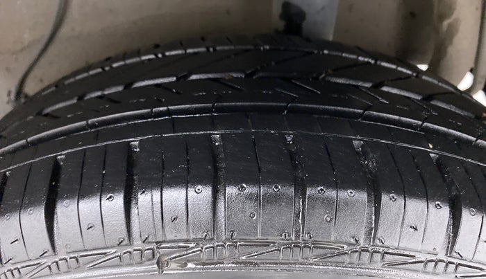 2016 Maruti Celerio ZXI OPT AMT, Petrol, Automatic, 88,127 km, Left Rear Tyre Tread
