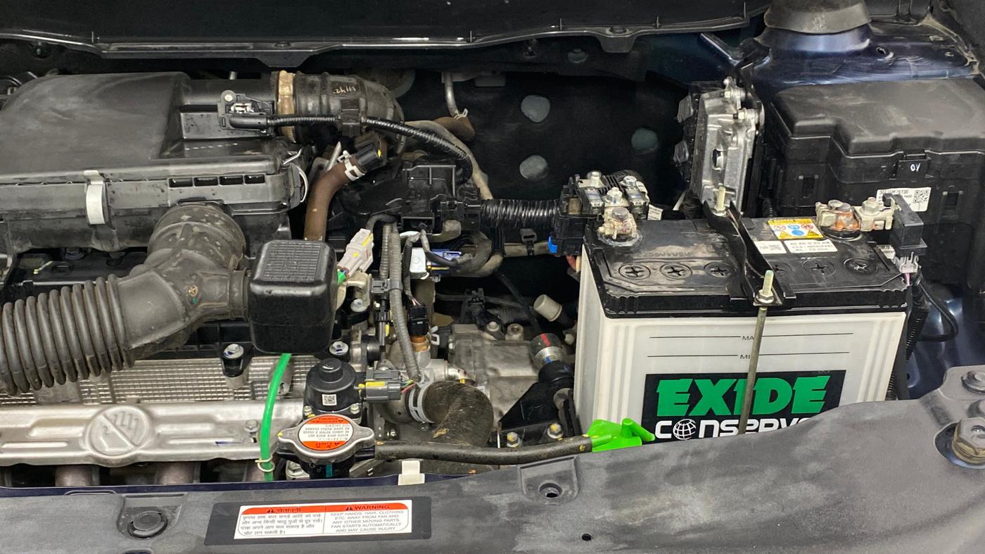 2024 Maruti Grand Vitara ALPHA SMART HYBRID AT, Petrol, Automatic, 27,304 km, Engine View - Left