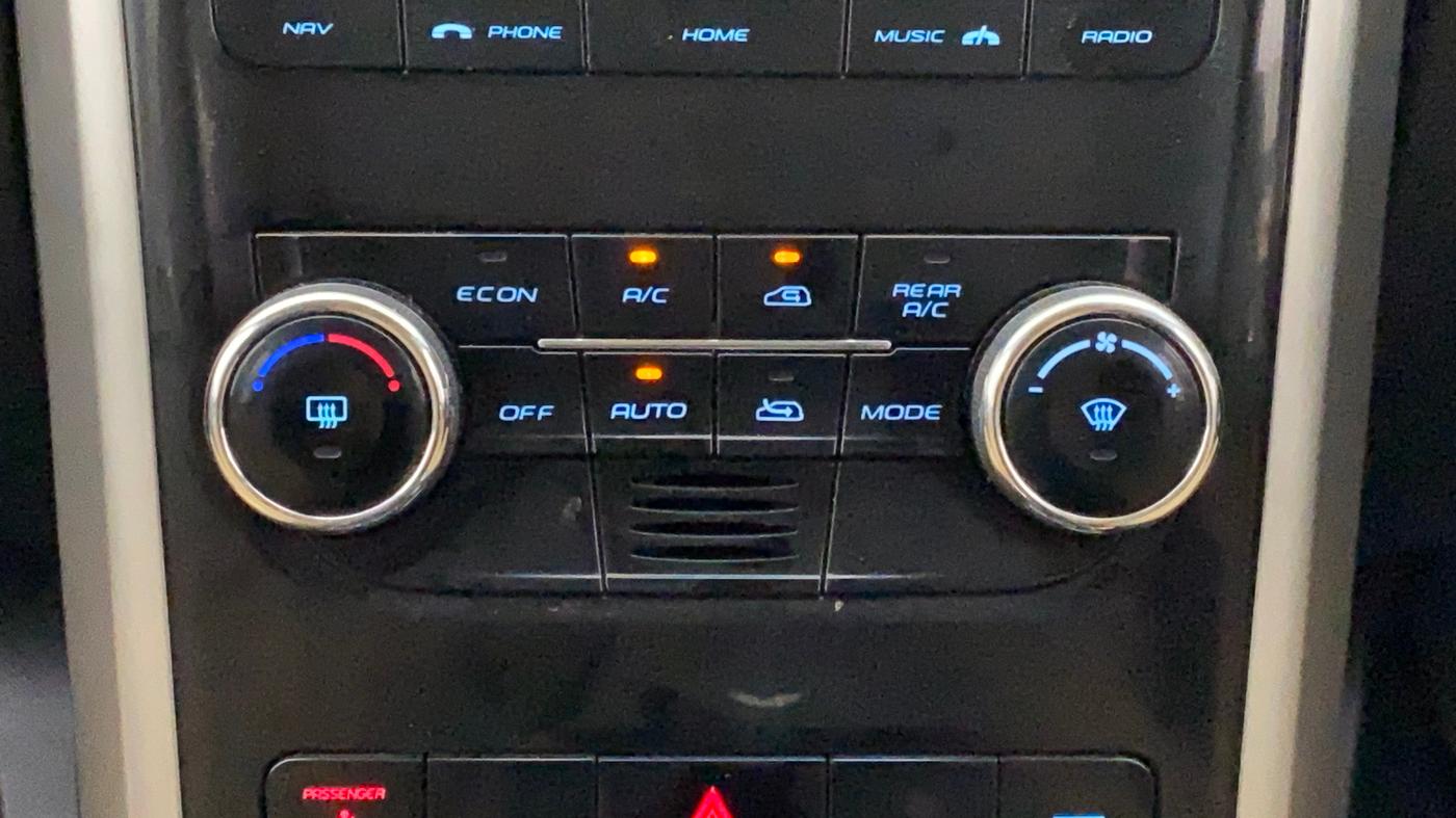 2018 Mahindra XUV500 W7 AT, Diesel, Automatic, 44,384 km, Automatic Climate Control