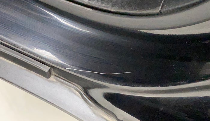 2018 Mahindra XUV500 W7 AT, Diesel, Automatic, 44,384 km, Left running board - Minor scratches